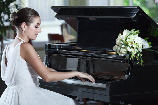 Akustyka sali weselnej – sprawdź, zanim zarezewujesz