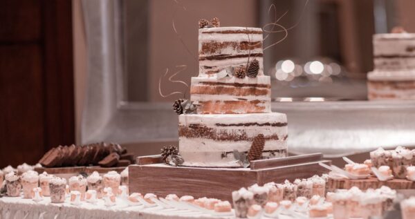 5 sposobów na wyjątkowy tort weselny