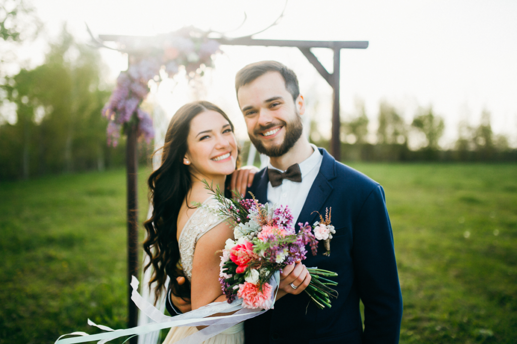 Protokół przedślubny - szczęśliwi nowożeńcy po ślubie