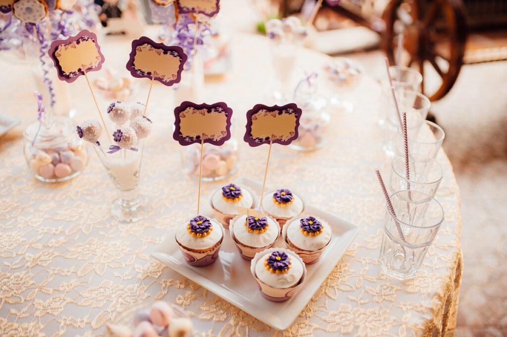 Co zamiast tortu na weselu? Zaskocz swoich bliskich niebanalnymi propozycjami!