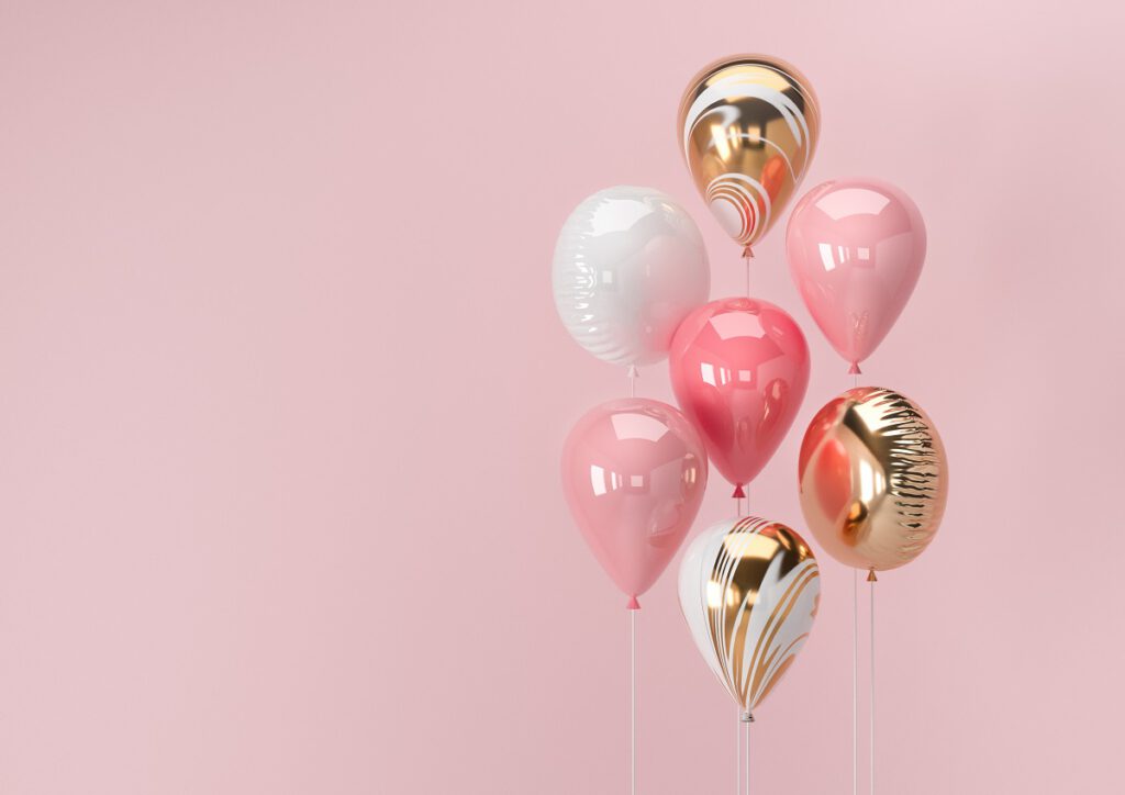 dekoracje z balonów - różowe, złote i białe balony