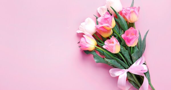 Bukiet ślubny - tulipany. Czy to dobry wybór? Z jakimi kwiatami je połączyć?