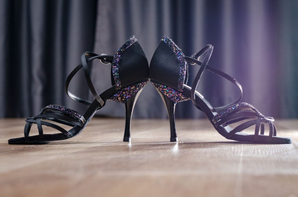 Buty taneczne ślubne w czarnym kolorze