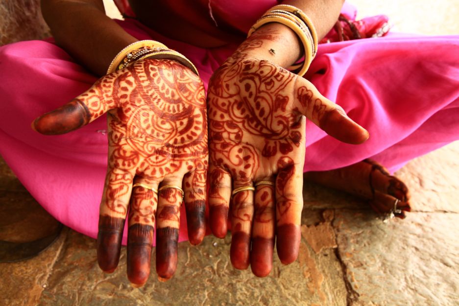 Hinduskie wesele rytuał henny
