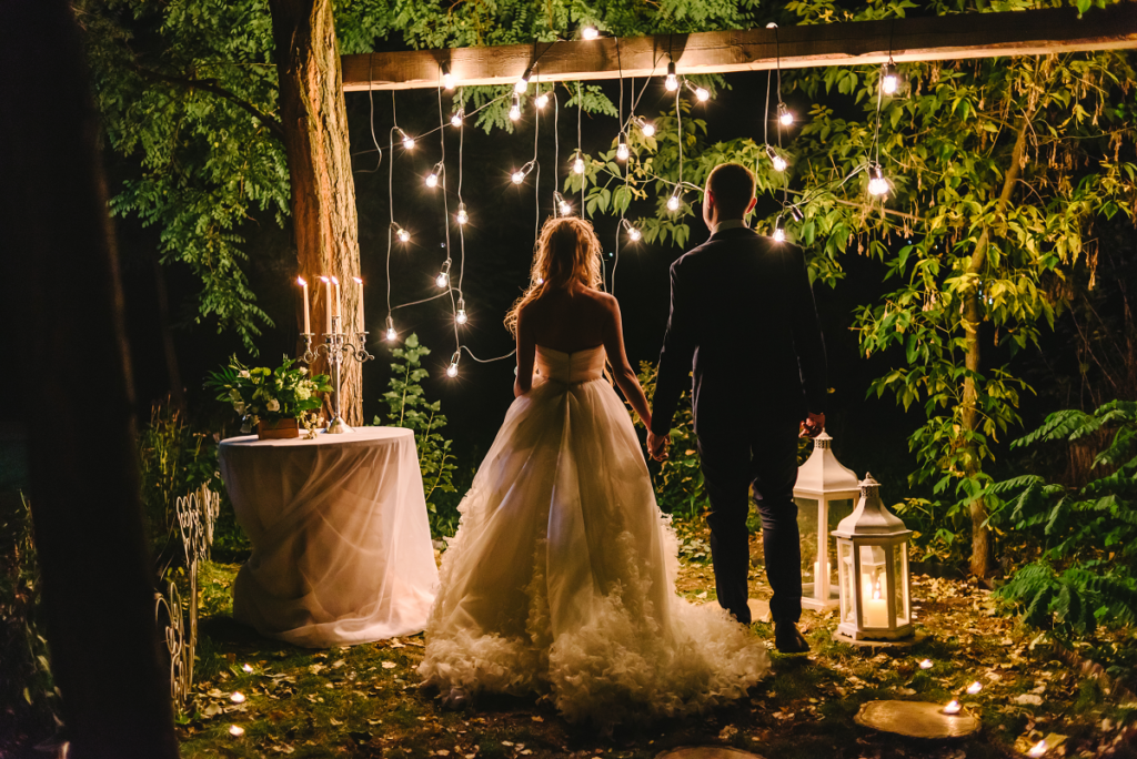 Trendy ślubne 2023 – co będzie królować w tym roku? Wedding planner radzi!