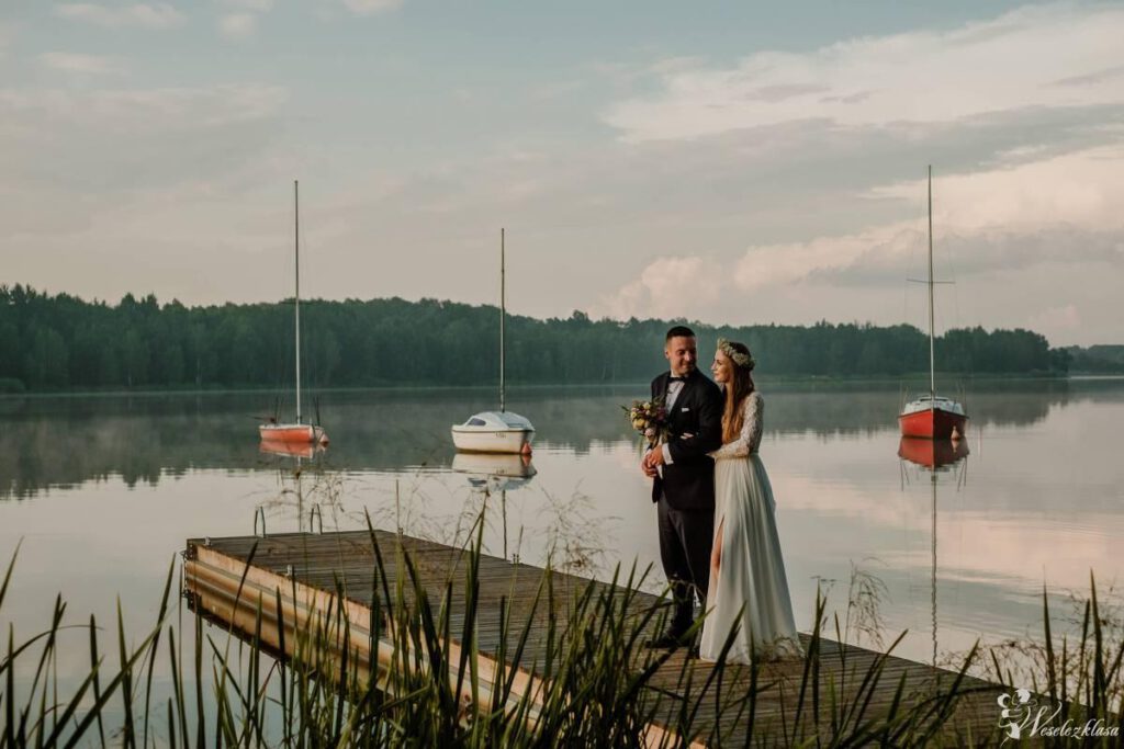 Sesja ślubna na Śląsku wykonana nad Jeziorem Paprocany