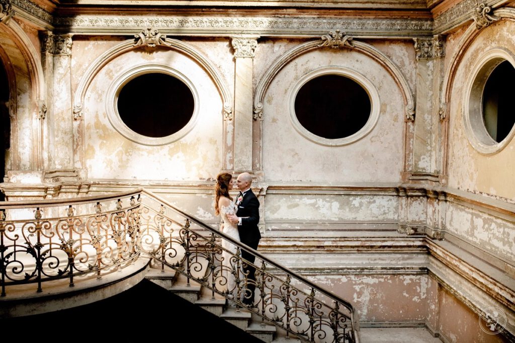 Sesja ślubna Śląsk - para młoda w Pałacu Krowiarki