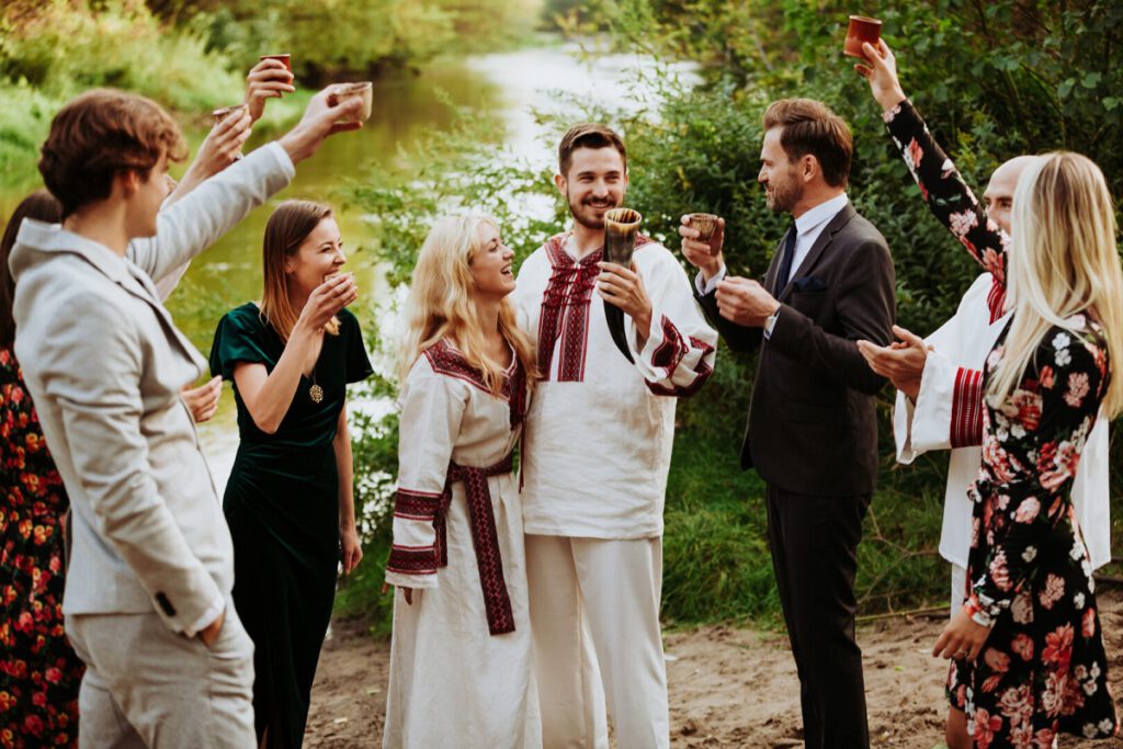 Ślub słowiański - celebracja z rodziną i przyjaciółmi